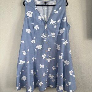 Universal Thread Blue Floral Midi Dress